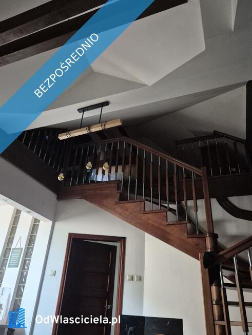 Sprzedam mieszkanie z antresolą i garażem