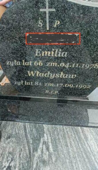 Malowanie liter nagrobkowych