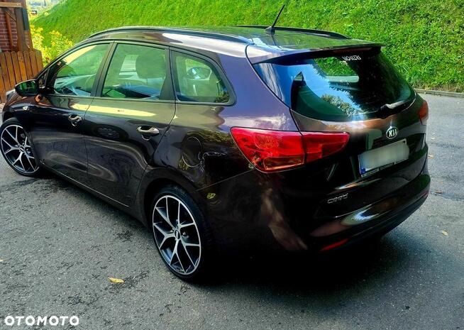 Kia Ceed 1.4 CVVT Attract Plus