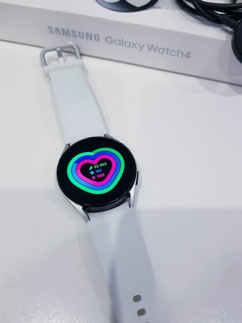 Damski smartwatch galaxy watsch 4