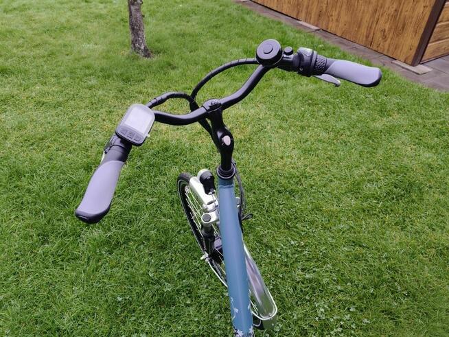 Holenderski rower elektryczny koła 28 rama 50