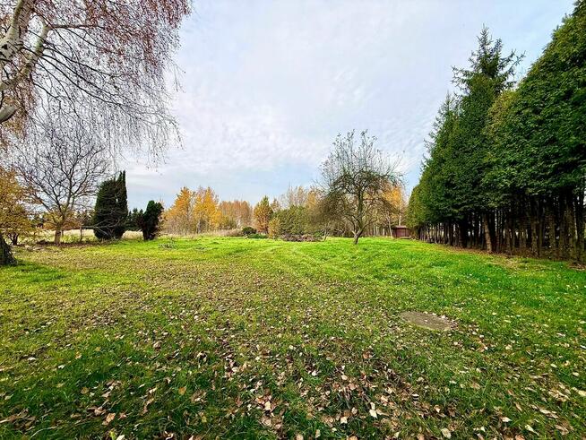 Blisko miasta, daleko od hałasu – działka, jakiej szukasz!