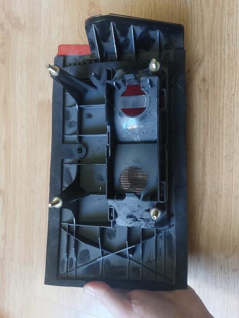 Seat Toledo I 1L lampa prawa klapy tylnej Hella - Gliwice