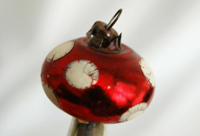 Stare bombki szklane ręcznie malowane muchomorek PRL vintage