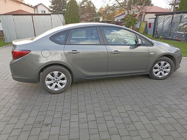 Opel Astra 1.6 115KM 89860 km