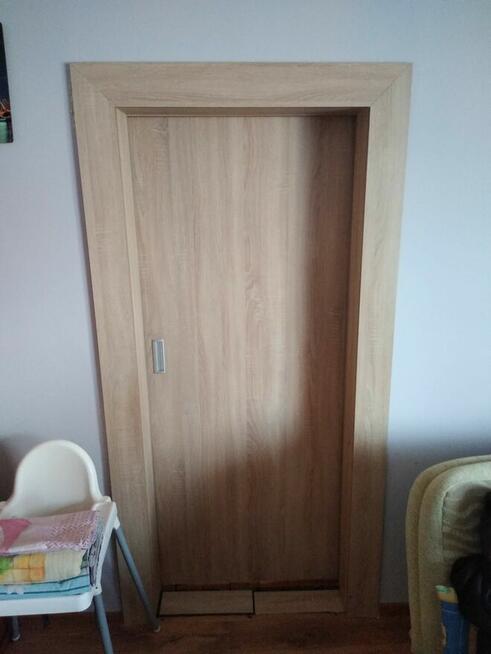 Stolarz Składanie mebli każdego rodzaju