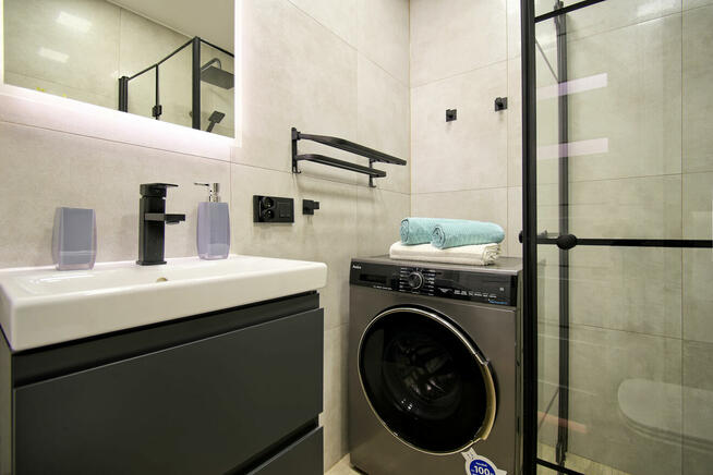 Po generalnym remoncie i z pięknym widokiem - BEZ PROWIZJI !!!