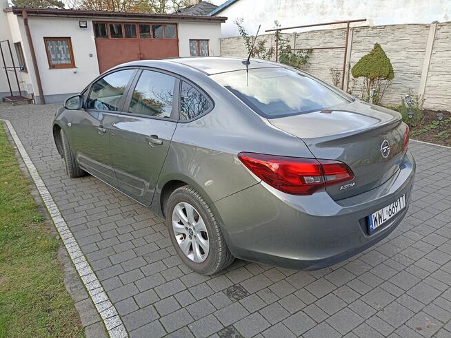 Opel Astra 1.6 115KM 89860 km