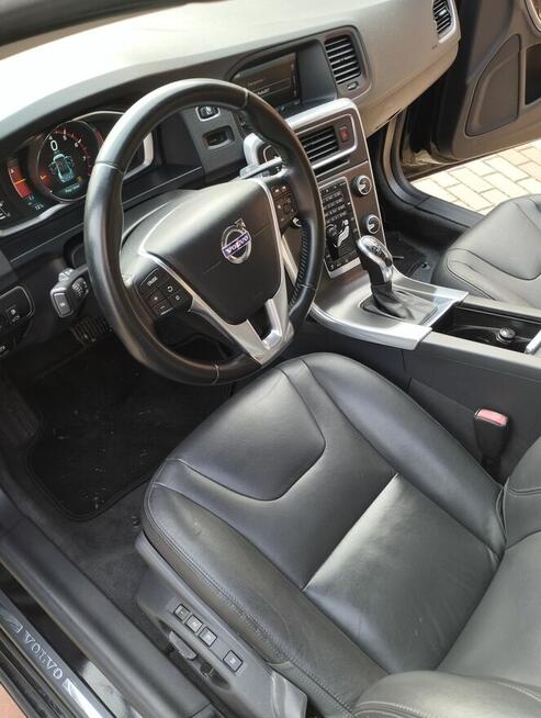 Volvo S60 2.0 T5 245koni KAMERA COFANIA CZUJNIKI PARKOWANIA