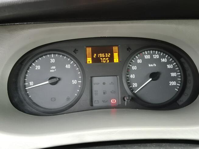 Opel Vivaro 2.0i + Gaz 117KM 9 osób Long Oryginał Stan Bezwypadkowy I Właściciel