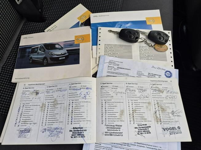 Opel Vivaro 2.0i + Gaz 117KM 9 osób Long Oryginał Stan Bezwypadkowy I Właściciel