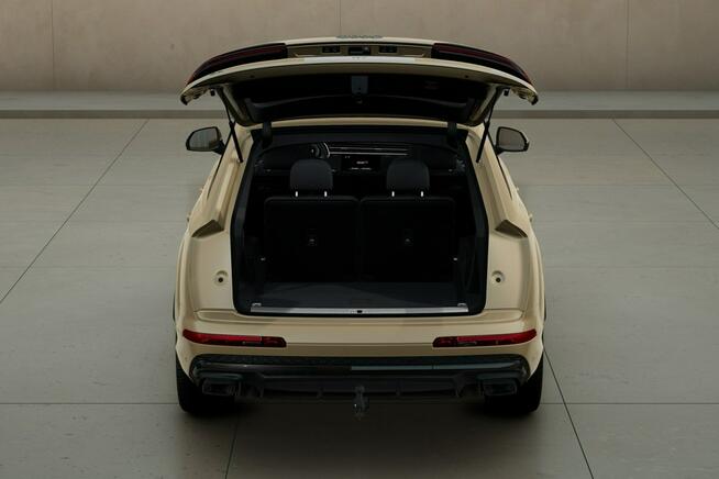 Audi Q7 7os._S line_OśSkrętna_Masaże_Wentylacja_Lasery_HeadUp_Panorama_Hak