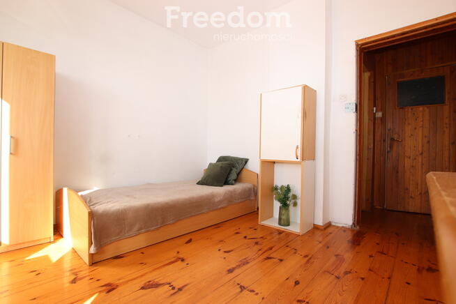 Dom z halą warsztatową – na biznes i zamieszkanie.