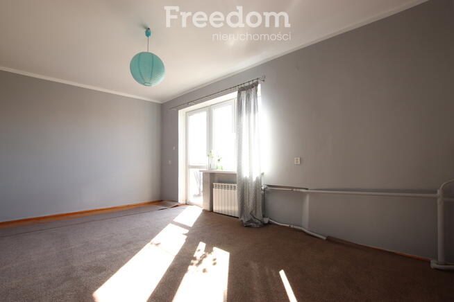 Dom z halą warsztatową – na biznes i zamieszkanie.