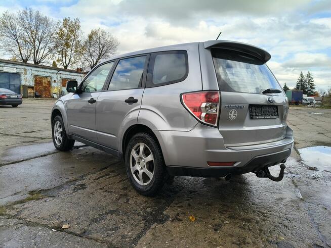 Sprzedam świeżo sprowadzone Subaru Forester