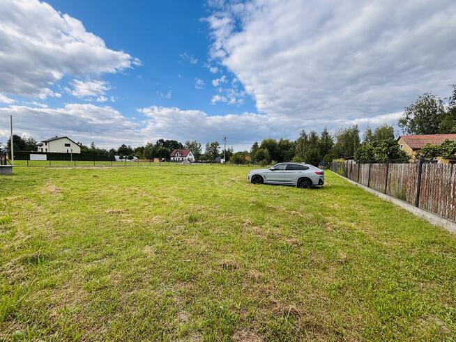 45 min od Warszawy (PKP, A2, S8), CPK 25 min., dz. budowlana