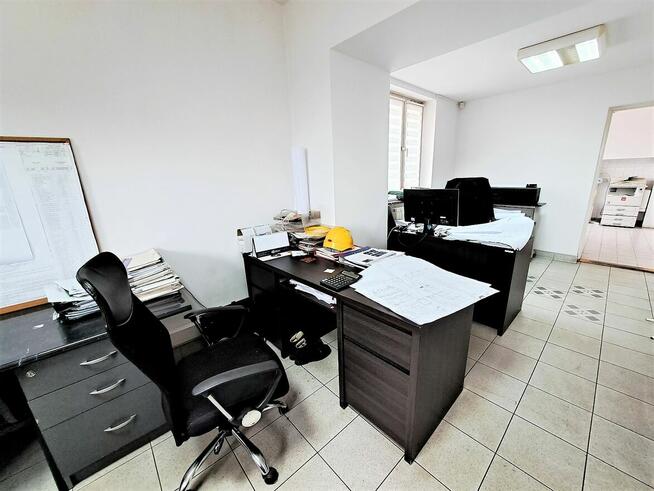 Na sprzedaż hala produkcyjno-magazynowa 885 mkw.