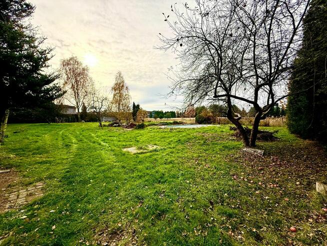 Blisko miasta, daleko od hałasu – działka, jakiej szukasz!