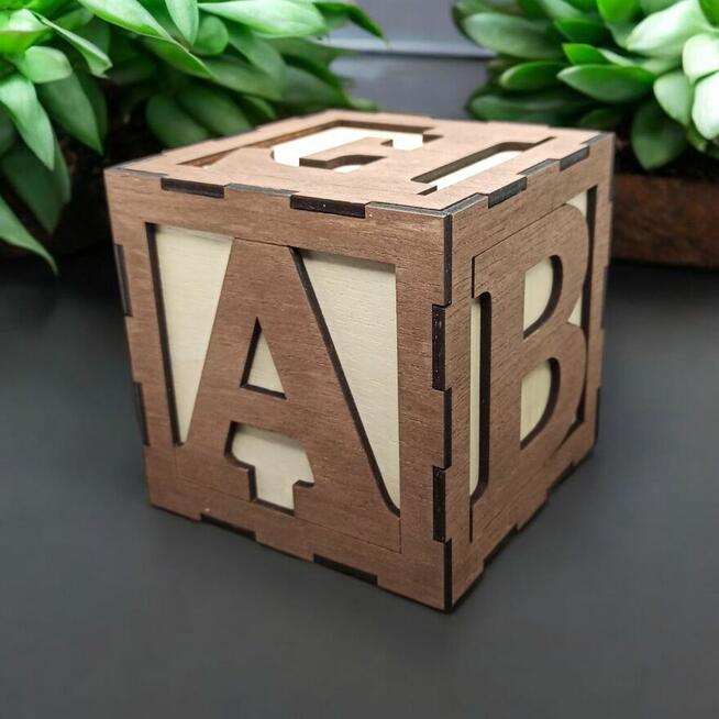 Duża Drewniana Kostka Edukacyjna z Alfabetem