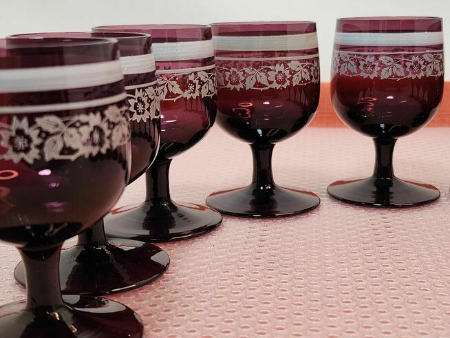 Stare kieliszki szkło kryształowe 10 szt rubinowe