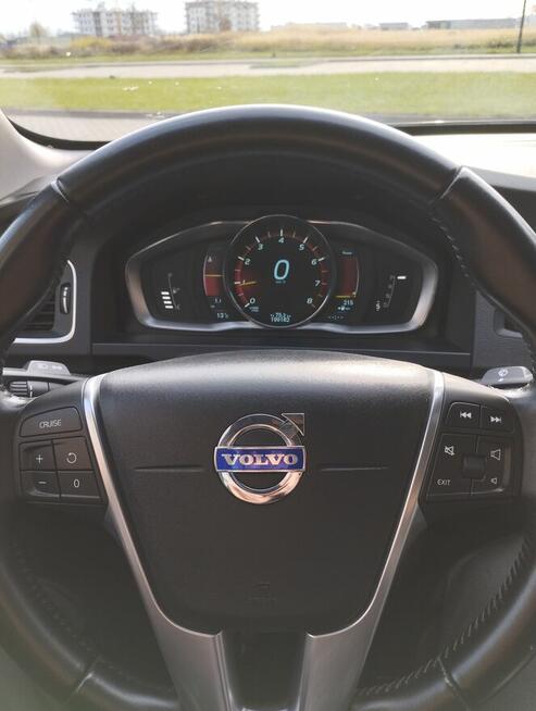 Volvo S60 2.0 T5 245koni KAMERA COFANIA CZUJNIKI PARKOWANIA