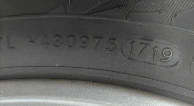 Koła 4 szt. 15. Alufelgi + opony zimowe NOKIAN 195/65R15 z