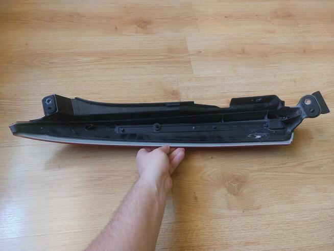 Prawa tylna lampa (górna) Volvo XC90 - Gliwice