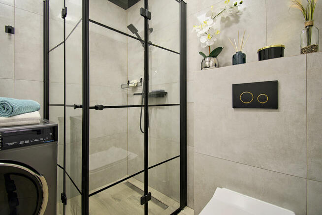 Po generalnym remoncie i z pięknym widokiem - BEZ PROWIZJI !!!