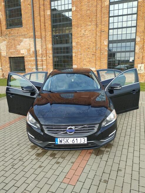 Volvo S60 2.0 T5 245koni KAMERA COFANIA CZUJNIKI PARKOWANIA