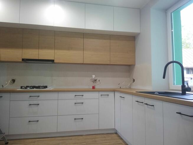 Stolarz Składanie mebli każdego rodzaju