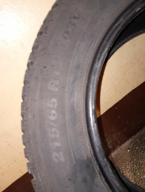 Opony Wielosezonowe Stan Bardzo Dobry.