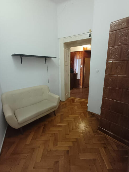 Ul. Lea: wynajmę przestronny lokal na biuro (70m2)