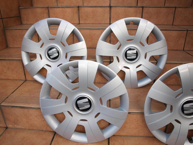 Seat kołpaki 16 oryginalne (komplet 4 sztuki)