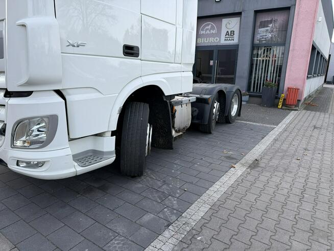 DAF XF 105.480, 3 osiowy, oś skrętna