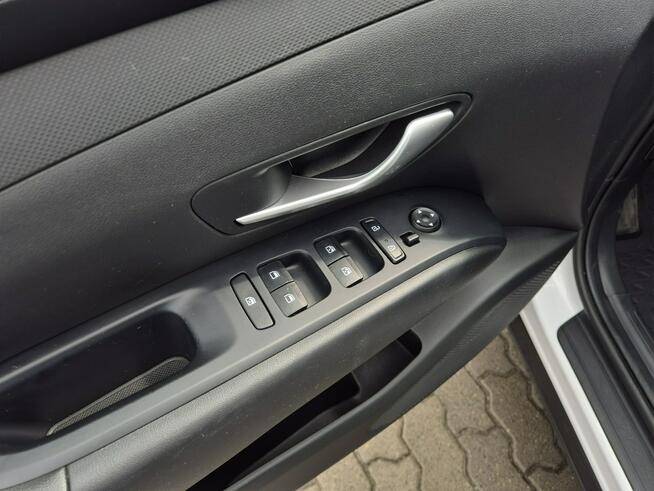 Hyundai Tucson 1.6 T-GDI 150 KM 2WD 6 MT Wersja Modern SalonPL FV23%