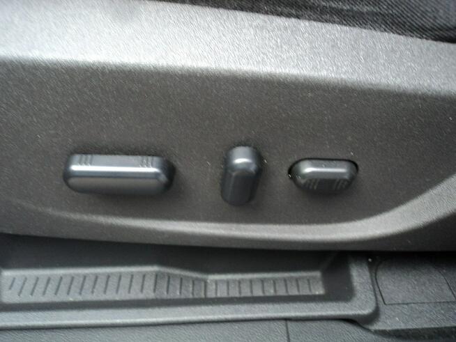 Ford Kuga sprzedam ładną Kuge z2015r 2.0 D 179KM 4x4 bogata WERSJA,udzielam GWAR