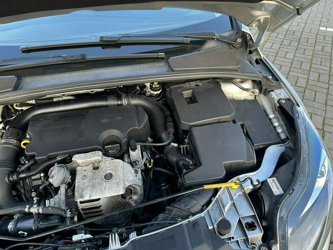 Ford Focus Turnier 1,0 EcoBoost "Champions Edition" Full Opcja bdb