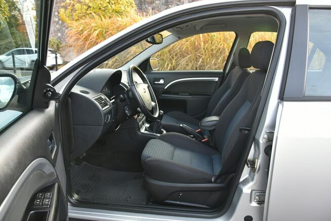 Ford Mondeo 2.0 16v BENZYNA 145KM 2006r. SALON lift Climatronic 199tys. km Polecam