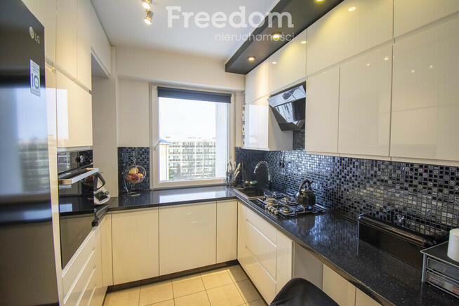 Niepodległości, przestronne 4 pokoje 80m2, loggia