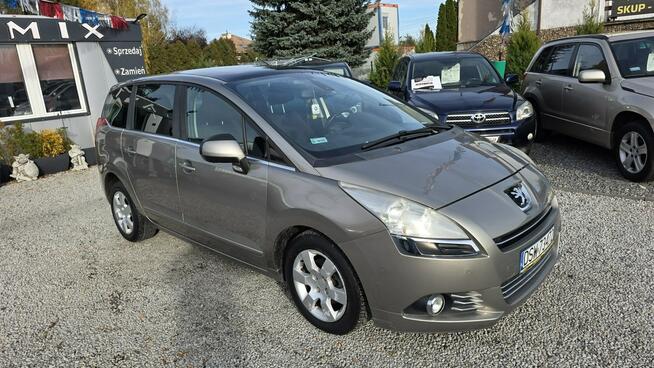Peugeot 5008 Navi * Panorama / Head Up . 120 KM - 1.6 benz * GWARANCJA/.3SZT