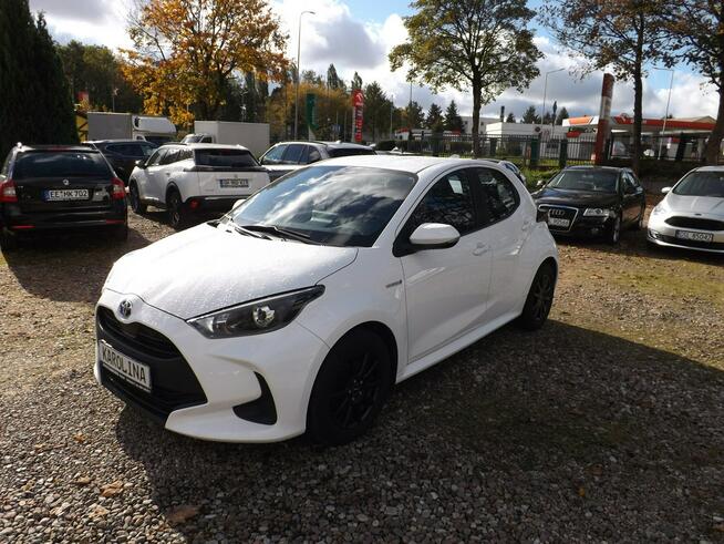 TOYOTA YARIS HYBRID IV