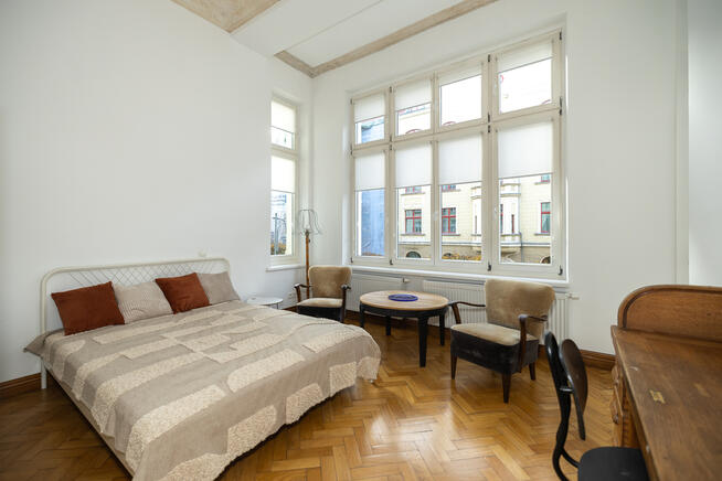 Stylowa kawalerka w kamienicy | Śródmieście