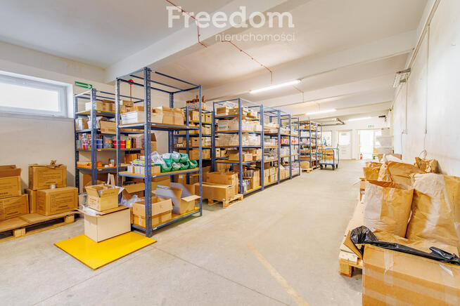 Obiekt magazynowo biurowy w SAG Tarnów