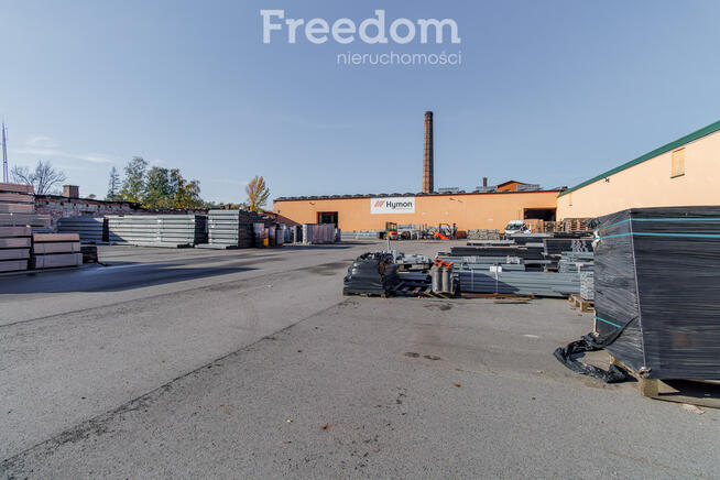 Obiekt magazynowo biurowy w SAG Tarnów