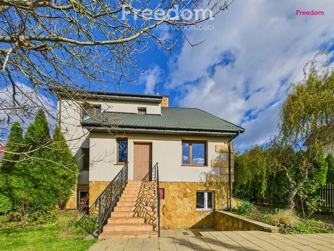 Dom wolnostojący Łuczynów gmina Kozienice.