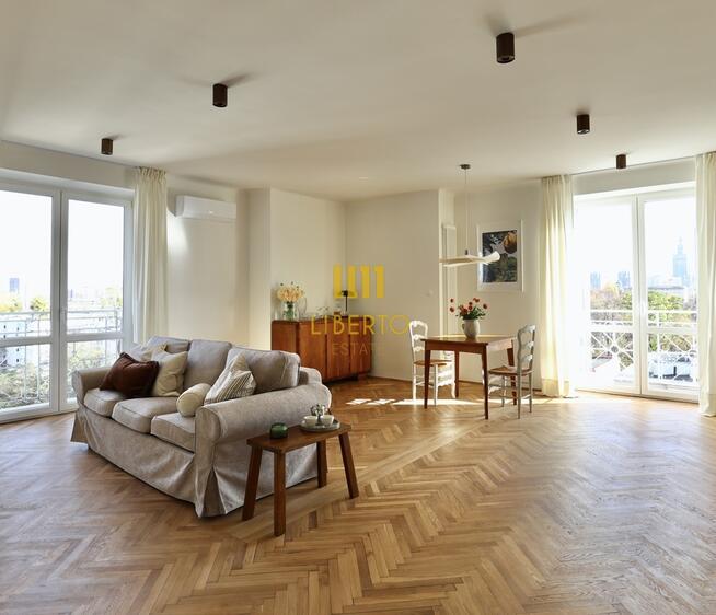 Zabytkowa kamienica - dwa balkony, widok, AC