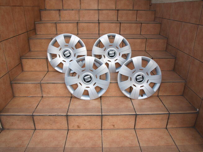 Seat kołpaki 16 oryginalne (komplet 4 sztuki)