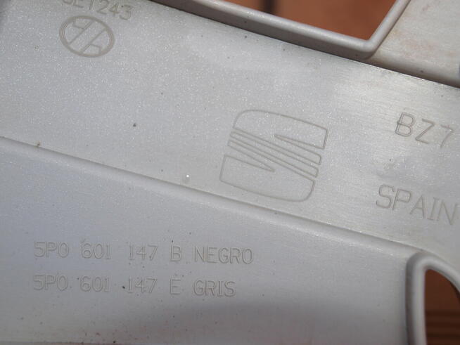 Seat kołpaki 16 oryginalne (komplet 4 sztuki)