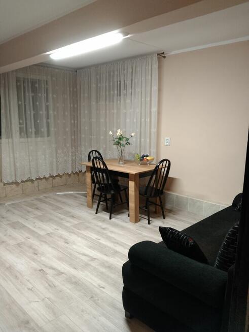 Samodzielny niezależny pokój z osobnym wejściem