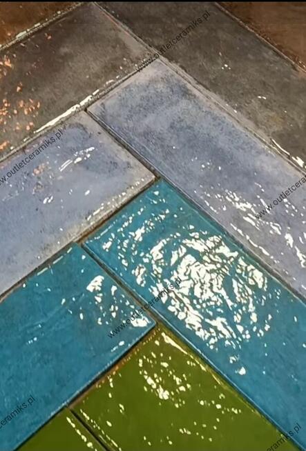 Glazura do łazienki płytki cegiełki błękitne 30x7 Palette
